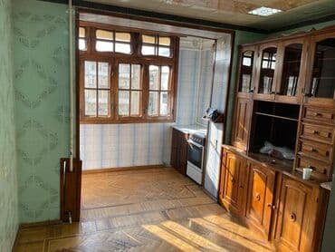 ist petrol tbilisi prospekti: Bakı, 4 otaqlı, Köhnə tikili, m. Əhmədli, 100 kv. m — 6