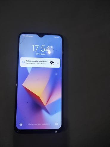 data modem sim card: Xiaomi Redmi (mavi rəng) - Ekran: damla-tip çentikli tam ekran, MIUI — 4
