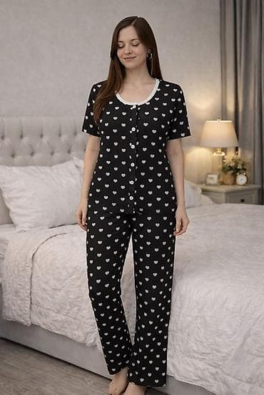 Gecəliklər: Qadın pijama dəsti – qısa qollu, düyməli üst və uzun şalvar - Dizayn — 3