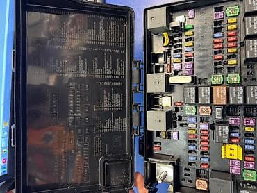 audi s8 4.2 v8: Jeep Kod: P68425203AB
Kod: P68425203AB, 2022 il, Orijinal, ABŞ — 3