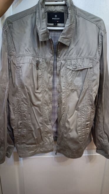 вязаные мужские куртки: Kişi gödəkçələri – neytral boz/boz‑yaşıl tonlarda, müxtəlif modellər — 1