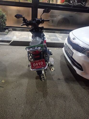 Mopedlər,skuterlər: Sport üslubunda şəhər skuter/moped Texniki və dizayn xüsusiyyətləri — 7