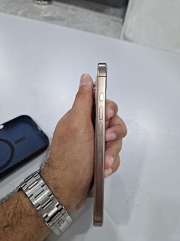 IPhone 16 Pro, 256 GB, Qızılı, Face ID — 5