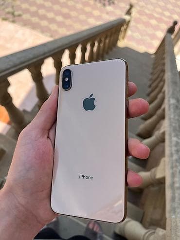 2.el macbook: IPhone Xs Max, 64 GB, Matte Gold — 2