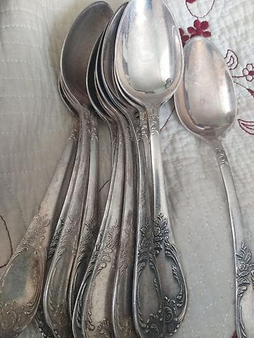 Gümüşü rəngdə naxışlı masa qaşıqları dəsti - Klassik üslubda, sap