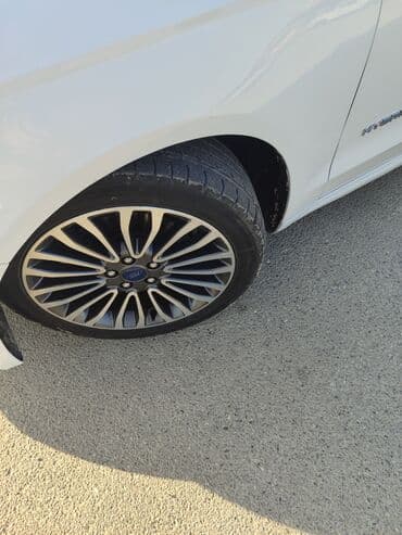 07 maşin: Ford Fusion: 2 l | 2017 il 184000 km Sedan — 3