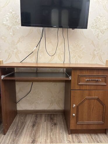 işlənmiş oturacaqlar: Masalar — 1