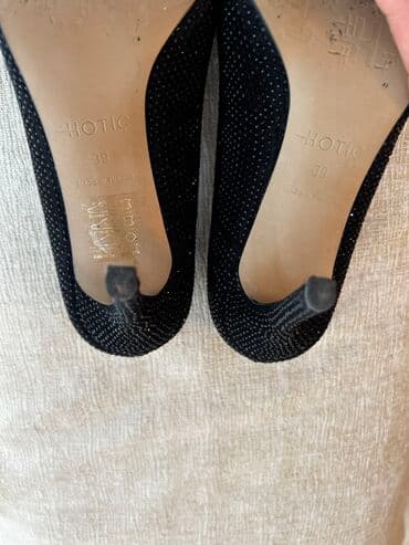 derihan ayakkabı: Tuflilər, Ölçü: 39, rəng - Qara, İşlənmiş — 6