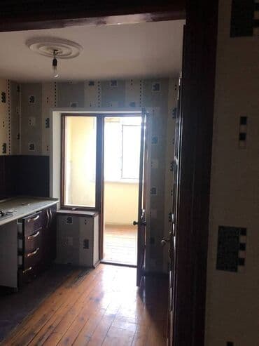 xalqlar dostluğunda satılan evlər: Bakı, 2 otaqlı, Köhnə tikili, m. Neftçilər, 55 kv. m — 4