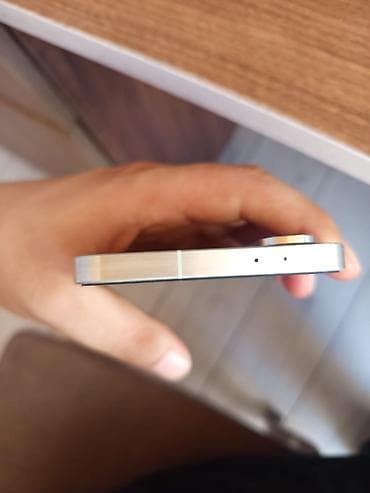 iphone 6s ekrani: Samsung Galaxy A56, 256 GB, rəng - Ağ — 3
