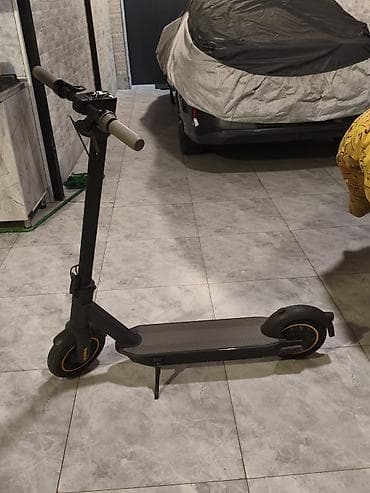 Yeni Elektrik samokat 10", 751 - 1000 Vt, 26 - 35 km/s, Ünvandan götürmə lalafo.az -da Yeni Elektrik samokat 10", 751 - 1000 Vt, 26 - 35 km/s, Ünvandan götürmə