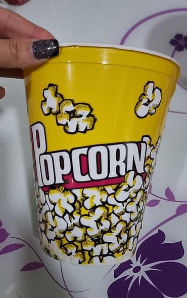 Plastik Məhsul: Popkorn qabı (popcorn bucket) Təsvir: - Parlaq sarı