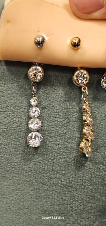 qas sirqalar: Persink 
göbək sırğası — 6