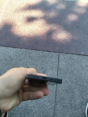 irsad telecom iphone: IPhone 14, Qara — 6