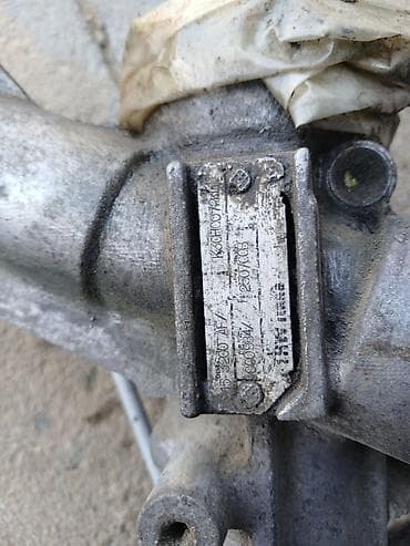 4 bolt 16: Ford tranzit .Məhsul: TRW sükan reykası (mexaniki/hidravlik tip) — 1