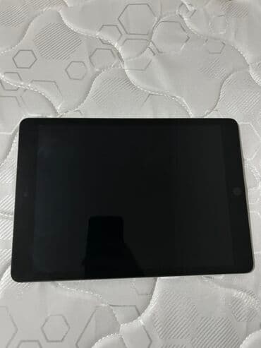 işlənmiş planşetlər: Б/у Apple iPad 9 (2021), 10,9", 64 ГБ, Бесплатная доставка — 2