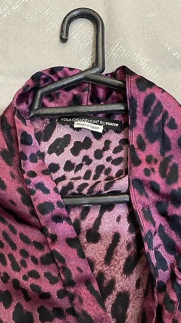 Xs razmer az geyinilib Ispaniyadan alinib S razmerede gedir Seliqeli — 2