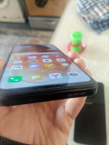 hp 2000 qiymeti: Redmi 256 GB, rəng - Qara, Sensor — 4