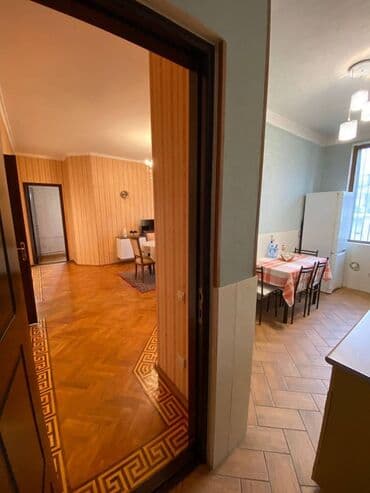 bakida kiraya evler: 28 may metrosuna yaxın Amerika səfirliyinə yaxın 5 mertebeli binanın — 10