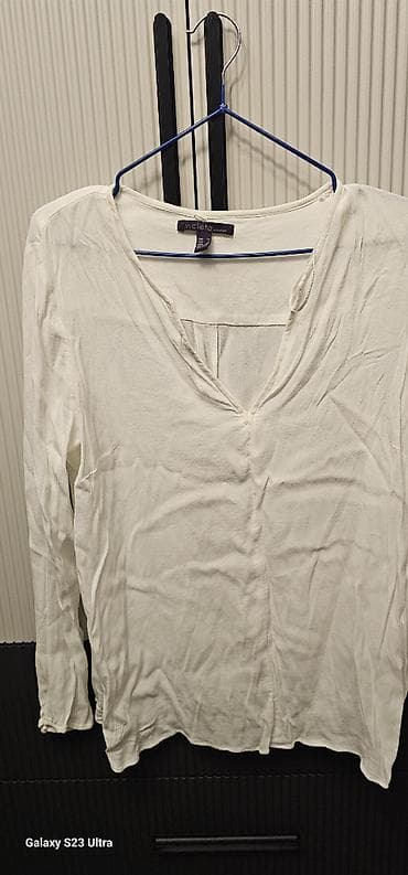 1 defe geynilib, Mango firmasi, M/L bedene uygun lalafo.az -da 1 defe geynilib, Mango firmasi, M/L bedene uygun