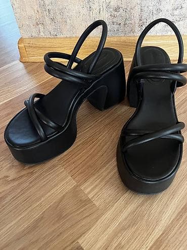 Charles&Keith, Ölçü: 39, İşlənmiş