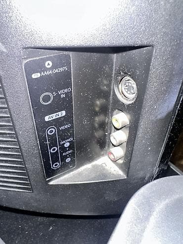 Samsung kineskop TV dvd daxil deil tv ve televizor altliqi satilir — 2