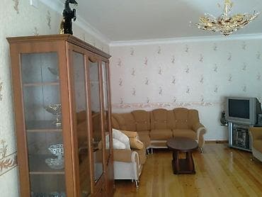 yevlaxda satilan evler 2024: Basqal kəndində, meşə mənzərəli, 2 mərtəbə əşyalı ev .Real alıcıya — 4