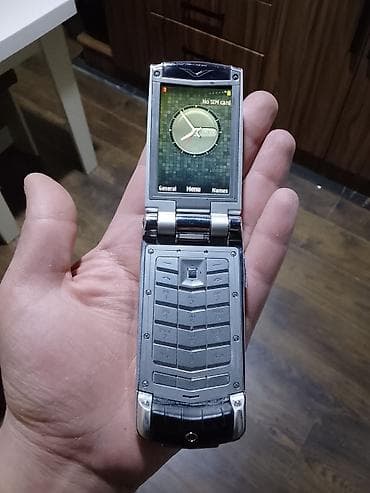 isdemis telfonlar: Vertu Constellation, 32 GB, rəng - Gümüşü, Düyməli — 7