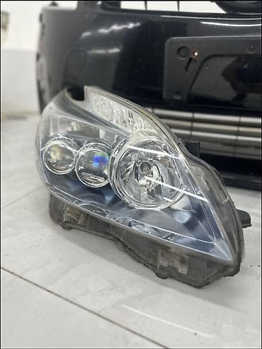 ceska farasi: Komplekt, Yaxın və uzaq vuran işıqlar Toyota, Orijinal, Yaponiya — 1