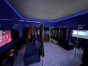 Mağaza avadanlığı: PlayStation Club Biznes satılır - 7 Ədəd televizor Böyük ekran — 1