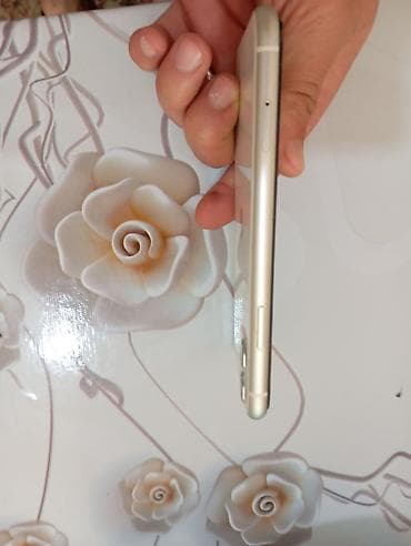 ayfon 15 sadə: IPhone 11, 128 GB, Ağ, Face ID — 7