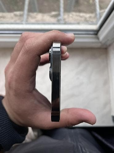 irşad iphone x: IPhone 13 Pro, Qara, Simsiz şarj — 4