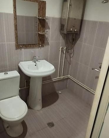 lerik a frame evler: Sumqayıt 8 mkr 28 bina 5/4 Mertebesi orta ev 1 otaglı Sade remont — 5