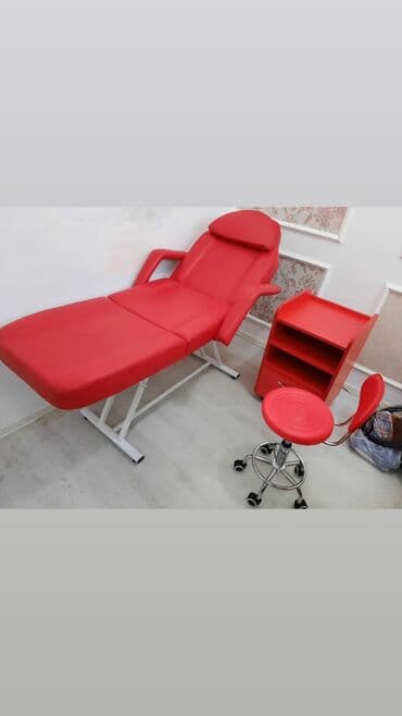 Qırmızı kuşetka Kosmetoloji Tibbi estetik tapçan Tək kuşetka 300