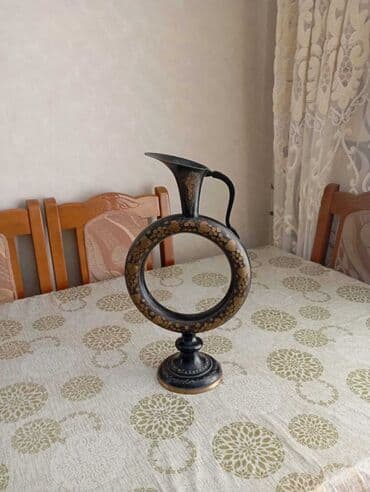 Diqqət əntiqsovet malıdır.Qədimi üslubda bürünc güldan. Dekorativ lalafo.az -da Diqqət əntiqsovet malıdır.Qədimi üslubda bürünc güldan. Dekorativ