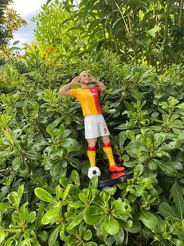 profil sekilleri futbol: Fiqur, Plastik — 4
