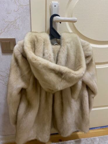 Kürk, M, rəng - Bej