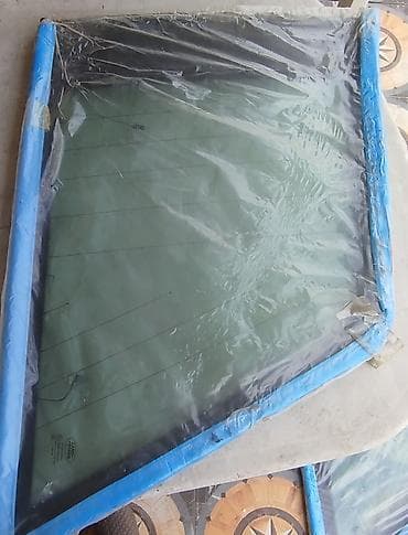 arxa patpres: Range Rover 2008-2011 2 ədəd qabaq şüşə, 2 ədəd arxa sağ və sol şüşə — 4