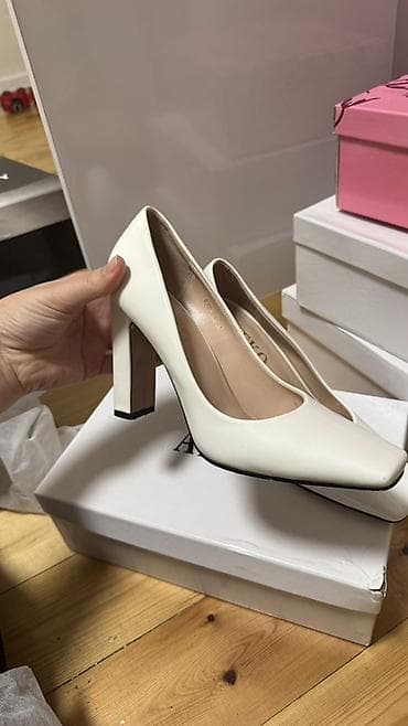 eyaqabi: Baha alinib 80 m AİKO brendi qadın tuflisi - Rəng: süd-ağ (parlaq lak — 2