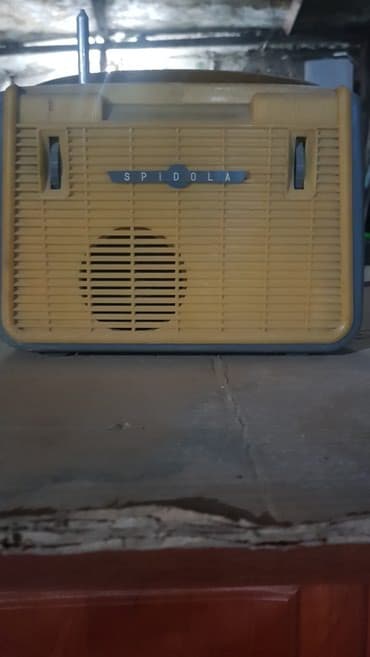 приемник: Б/у Колонка, Тип - Портативная — 1