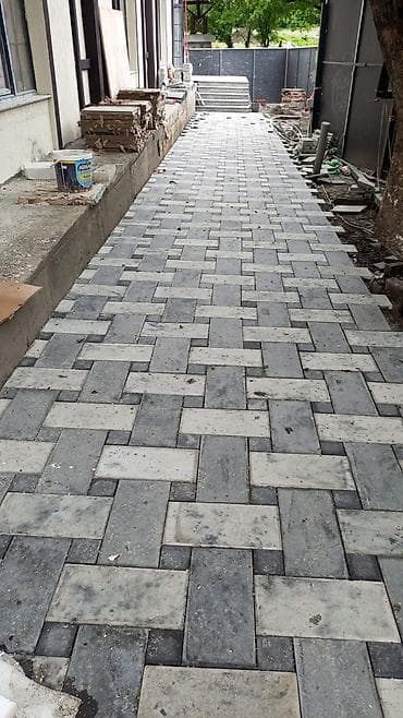 günlük temizlik işleri: Xidmət: Daxili və xarici döşəmə işləri Təsvir: - Otaqlarda — 2