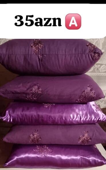 ucuz breket: - Qırmızı atlas yastıq dəsti: Parlaq atlas parçadan, düzbucaqlı forma — 2