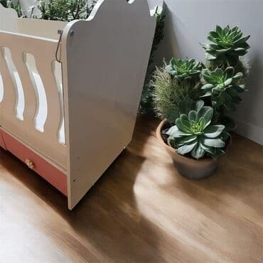 Qız üçün, İşlənmiş, Dördbucaq, Beşik, Yellənmə mexanizm ilə lalafo.az -da — 5 Qız üçün, İşlənmiş, Dördbucaq, Beşik, Yellənmə mexanizm ilə — 5