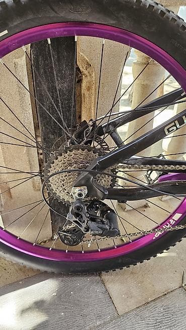 Velosiped növü: Dağ velosipedi (MTB) Təkər ölçüsü: 27.5 Rəka — 9
