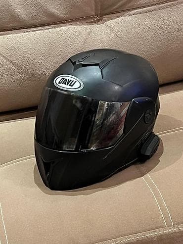 moto kaskı: Transformers dayu.Vizoru qara.Interkomsuz satilir.M razmer — 1