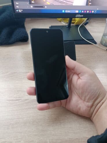 ТВ и видео: Xiaomi 11 Lite, 128 ГБ, цвет - Черный, 
 Кнопочный, Отпечаток пальца, Две SIM карты — 3