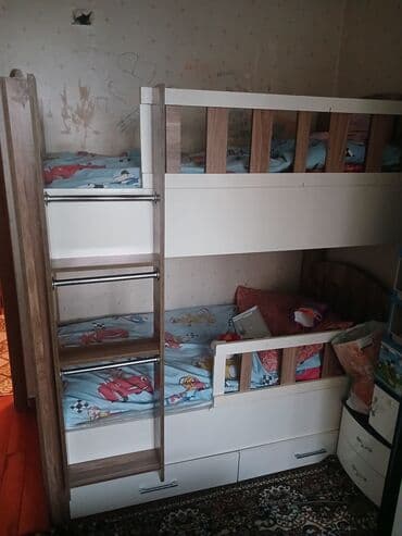 Oğlan və qız üçün, Çarpayı, Matrassız, Siyirməli, Taxta