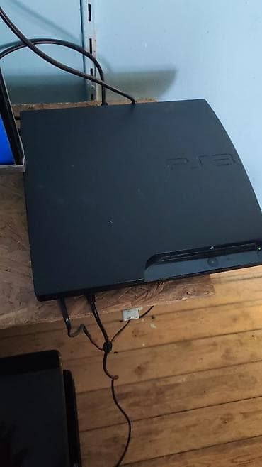 PlayStation 3 Slim (CECH-3004B) - Yaddaş: 250 GB (təxminən 232 GB — 1