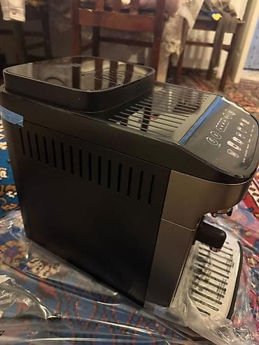 sud ceken masin: Qəhvə maşını Delonghi, Avtomat, Kapuçinator ilə — 4