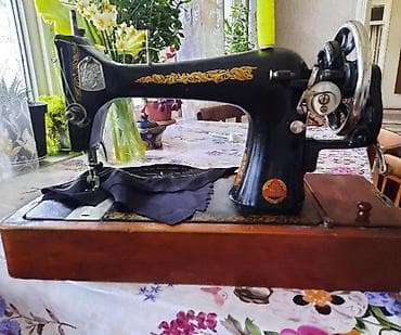 qedimi radio: Mexanik tikiş maşını – antik dizaynlı, əl çarxlı model — 2